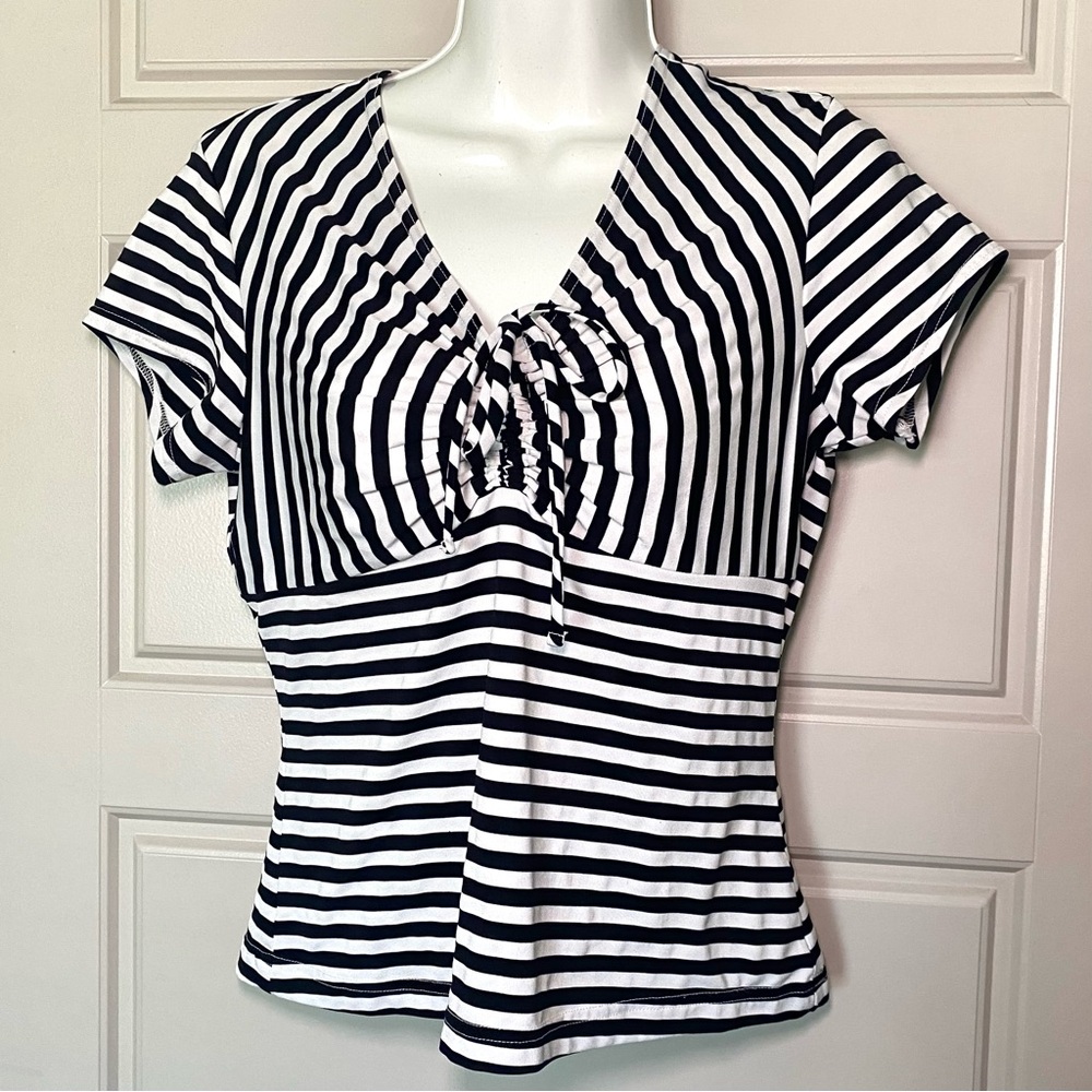 Y2K No Boundaries Black and White Ruched Tie-Front Top